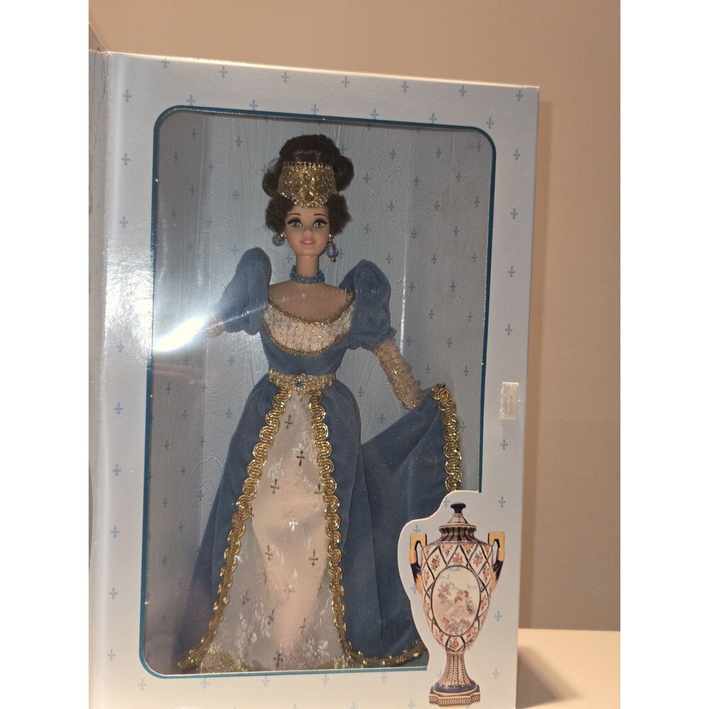 1996 French Lady Barbie Great Eras Collection Volume 9 Mattel 16707 NRFB